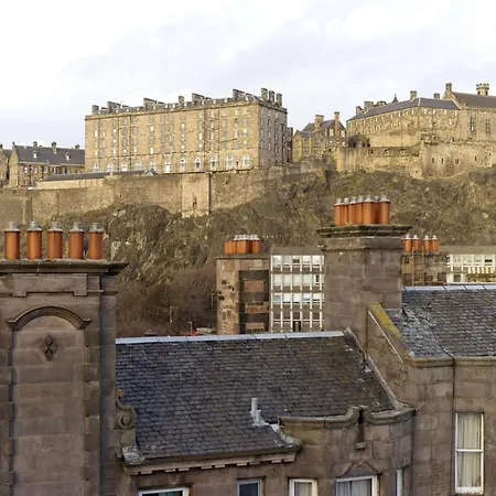 Doubletree By Hilton Edinburgh City Centre-2